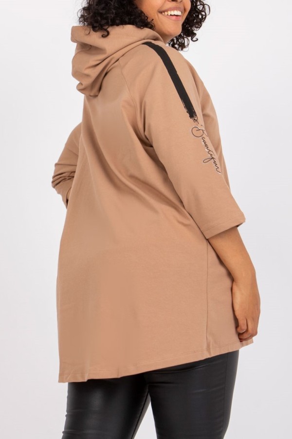 Bluza damska plus size w kolorze camelowym zamek kaptur dłuższy tył Sane