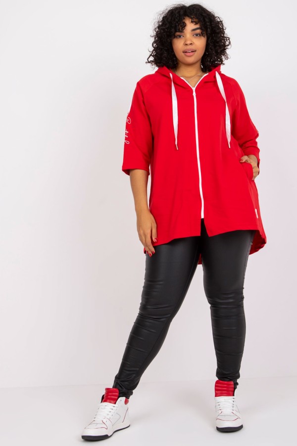 Bluza damska plus size w kolorze czerwonym zamek kaptur dłuższy tył Sane 1