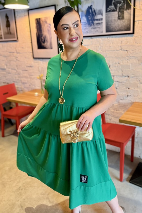 Sukienka plus size w kolorze zielonym krótki rękawem falbany Agnes 1