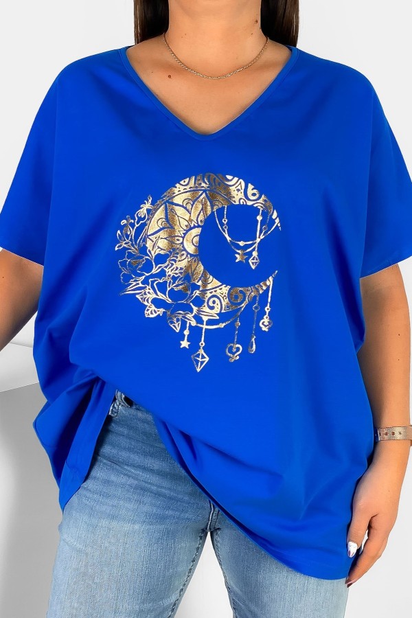 Bluzka damska T-shirt plus size w kolorze chabrowym złoty nadruk kwiaty księżyc