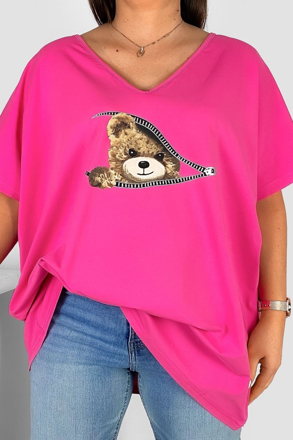Bluzka damska T-shirt plus size w kolorze różowym nadruk miś teddy zip