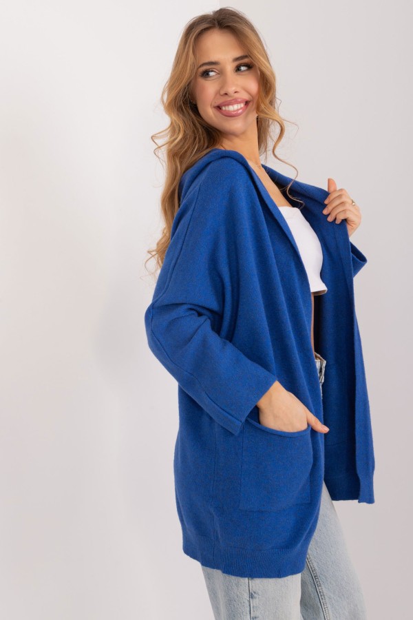 Sweter damski oversize w kolorze kobaltowym narzutka milutki kardigan z kapturem Twist 1