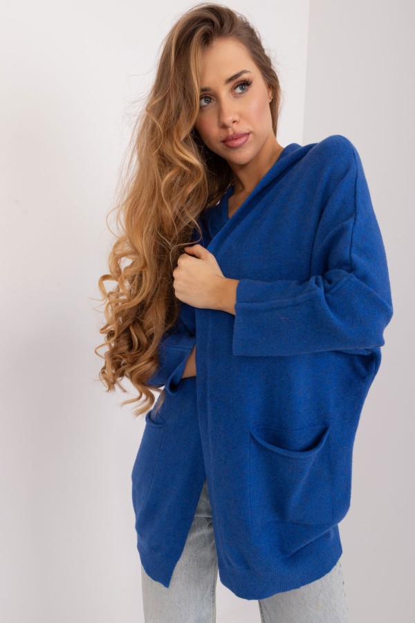 Sweter damski oversize w kolorze kobaltowym narzutka milutki kardigan z kapturem Twist 2