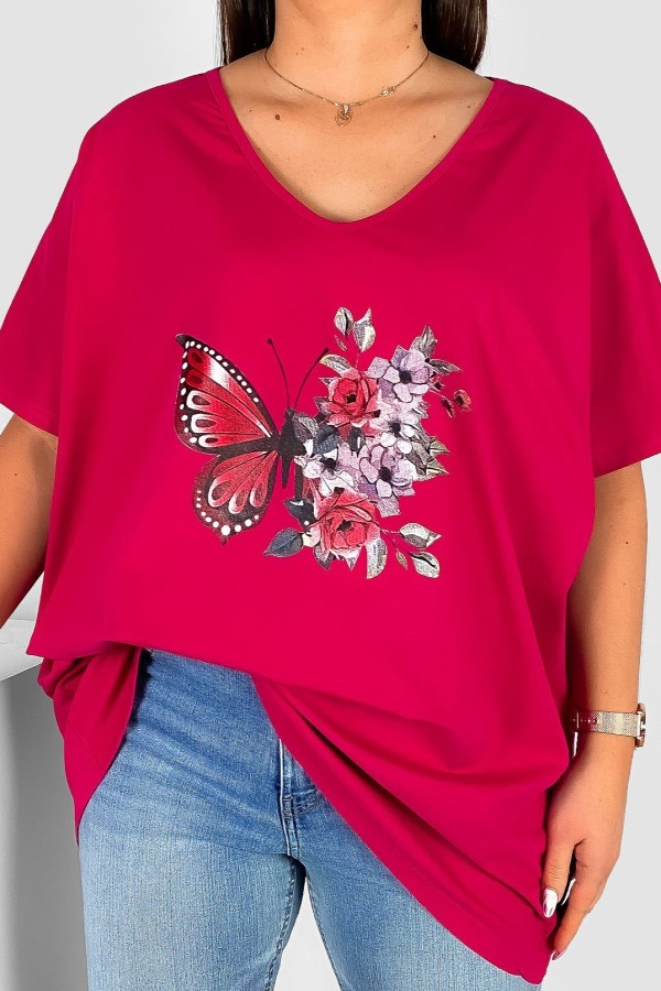 Bluzka damska T-shirt plus size w kolorze malinowym nadruk motyl róże