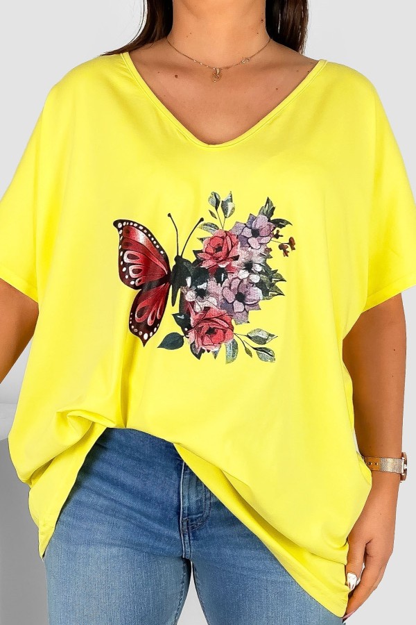 Bluzka damska T-shirt plus size w kolorze żółtym nadruk motyl róże