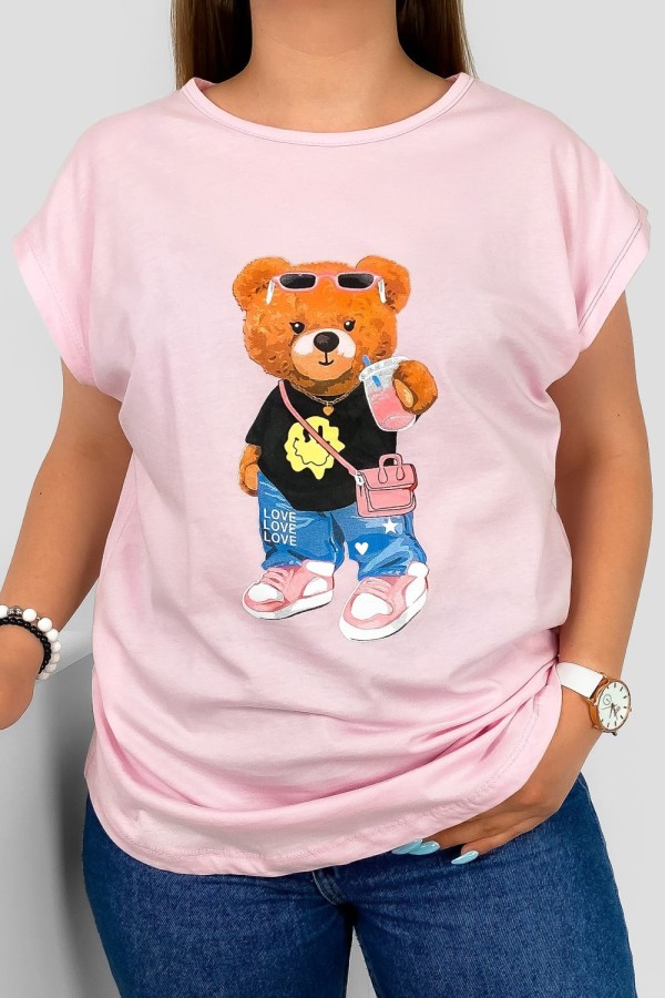 T-shirt damski nietoperz w kolorze jasnego różu nadruk miś teddy