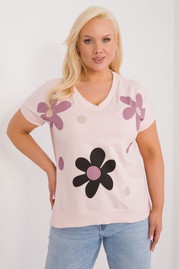 Bluzka damska T-shirt plus size w kolorze pudrowym print kwiaty dżety Coco 1
