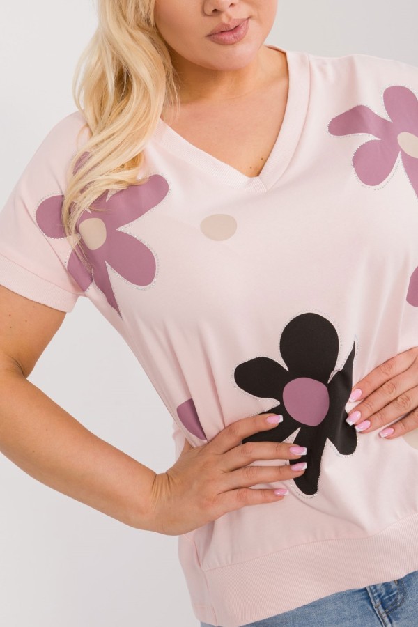 Bluzka damska T-shirt plus size w kolorze pudrowym print kwiaty dżety Coco