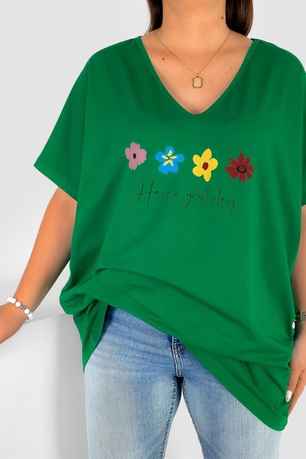 Bluzka damska T-shirt plus size w kolorze zielonym print flowers good day 1