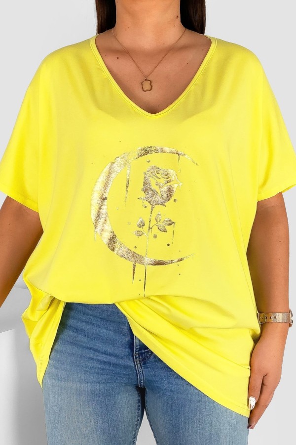 Bluzka damska T-shirt plus size w kolorze żółtym złoty nadruk moon rose