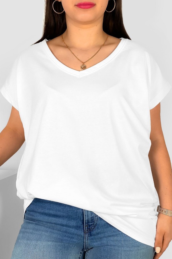 T-shirt damski plus size w kolorze białym nietoperz dekolt w serek V-neck Roxa