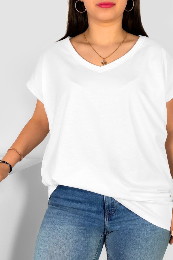 T-shirt damski plus size w kolorze białym nietoperz dekolt w serek V-neck Roxa 1