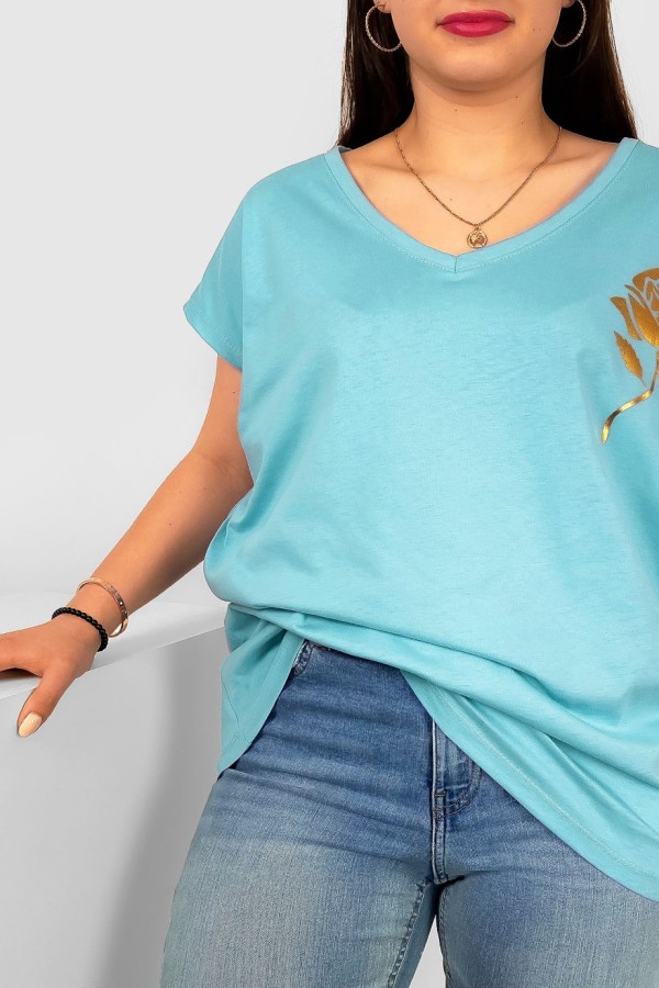 T-shirt damski plus size nietoperz dekolt w serek V-neck jasno niebieski złota róża Rosi 1