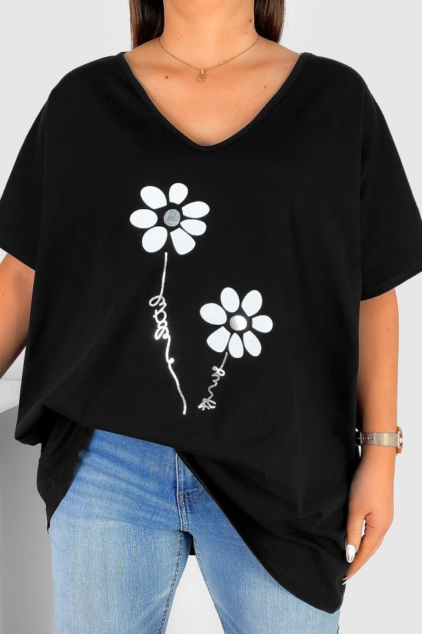 Bluzka damska T-shirt plus size w kolorze czarnym nadruk srebrno białe kwiatki