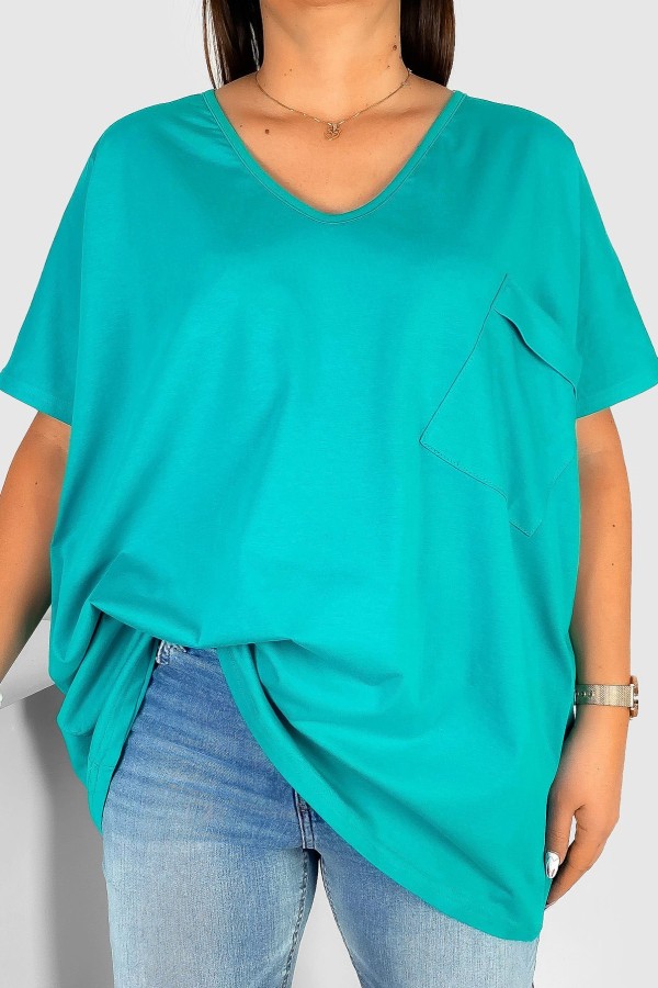 Bluzka damska T-shirt plus size w kolorze tiffany kieszeń
