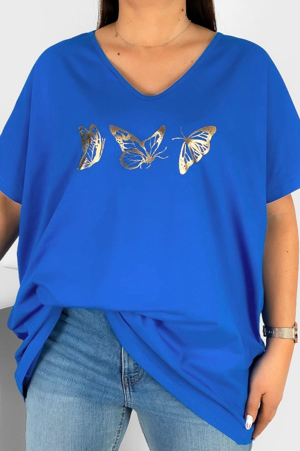 Bluzka damska T-shirt plus size w kolorze chabrowym złoty nadruk motylki