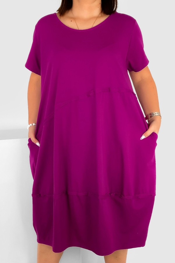 Bawełniana duża sukienka w kolorze magenta z kieszeniami przeszycia skos Anitta