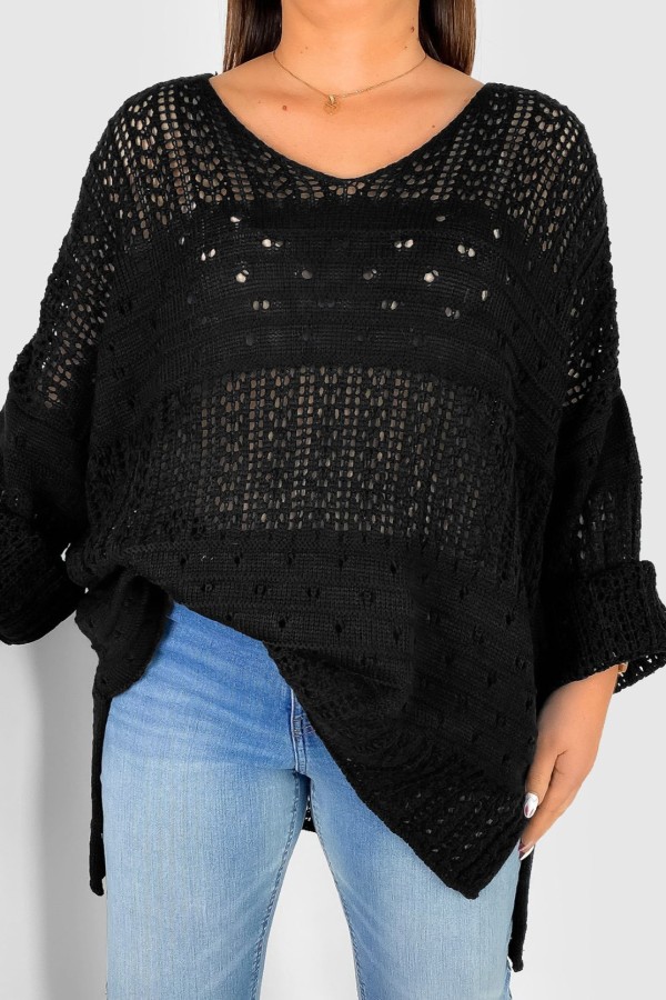 Duży ażurowy sweter damski oversize w kolorze czarnym rozcięcie dłuższy tył Levi