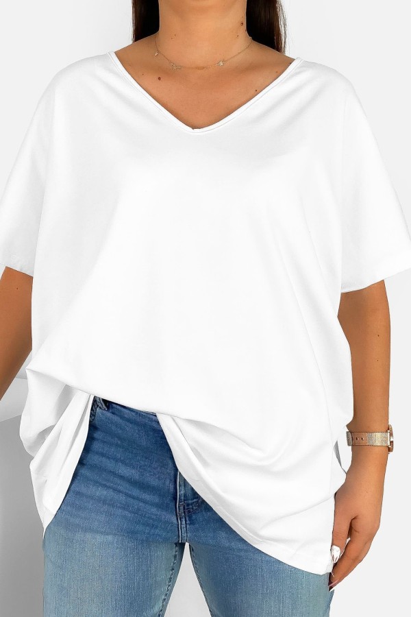 T-shirt damski plus size gładki w kolorze białym dekolt w serek V-neck FOXI 2