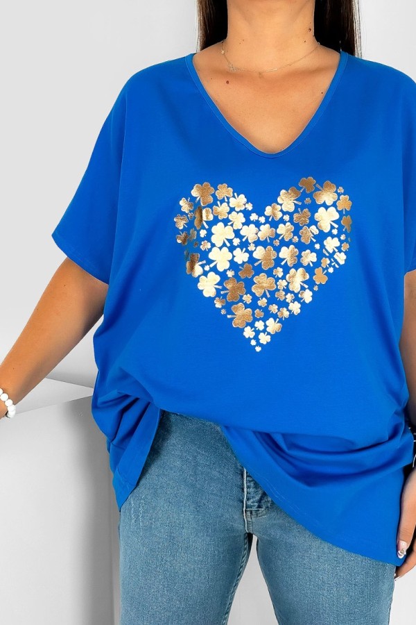 Bluzka damska T-shirt plus size w kolorze chabrowym złoty nadruk serce koniczynki 1