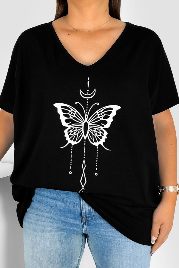 Bluzka damska T-shirt plus size w kolorze czarnym nadruk motylek księżyc