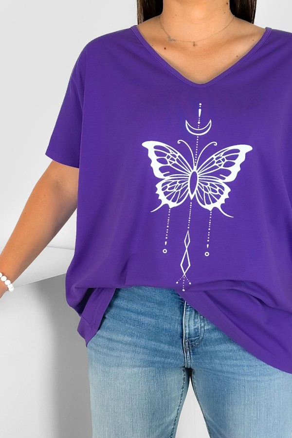 Bluzka damska T-shirt plus size w kolorze fioletowym nadruk motylek księżyc 1