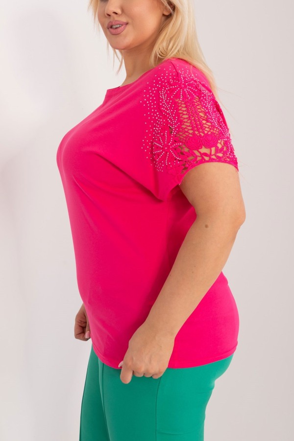 Bluzka damska plus size w kolorze ciemno różowym nietoperz haftowana aplikacja na rękawach dżety