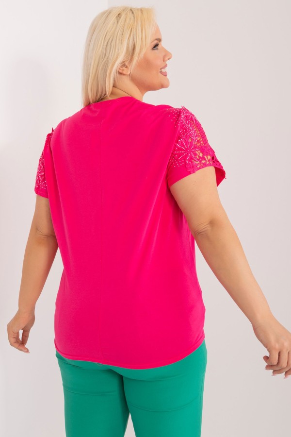 Bluzka damska plus size w kolorze ciemno różowym nietoperz haftowana aplikacja na rękawach dżety 2
