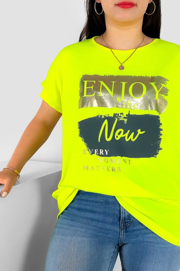 T-shirt damski plus size nietoperz w kolorze fluo żółtym napisy Enjoy Meggi 1