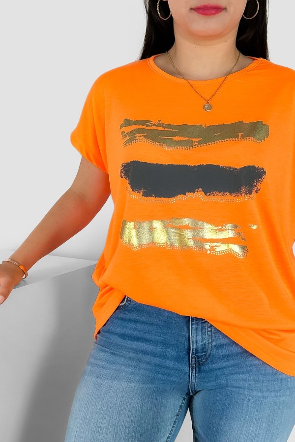 T-shirt damski plus size nietoperz w kolorze fluo pomarańczowym nadruk złoty pasy Selmi 1