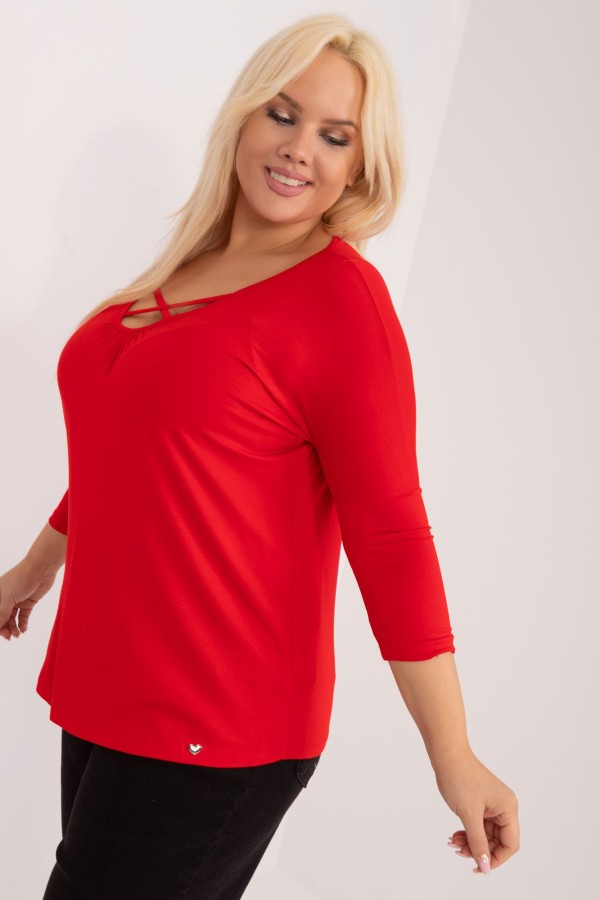 Bluzka damska plus size w kolorze czerwonym dekolt paski Areta 4