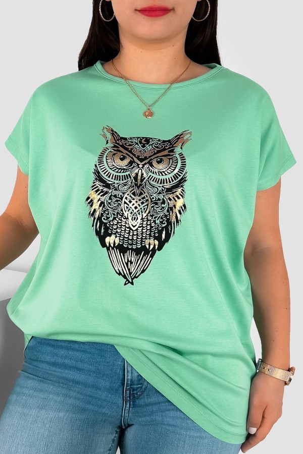 T-shirt damski plus size nietoperz w kolorze jasno zielonym print sowa owl