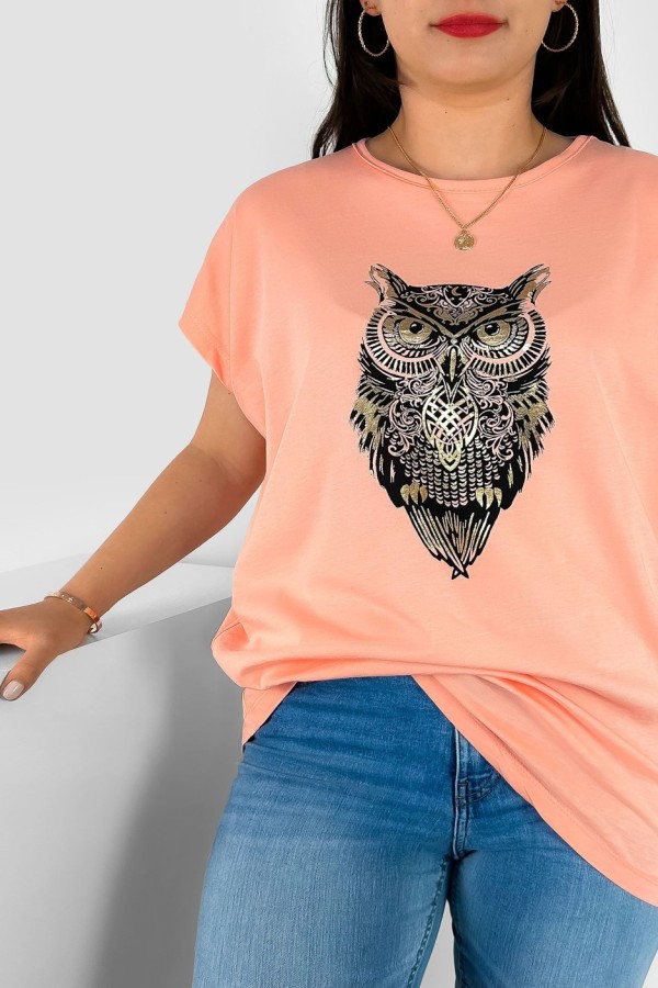 T-shirt damski plus size nietoperz w kolorze łososiowym print sowa owl 1