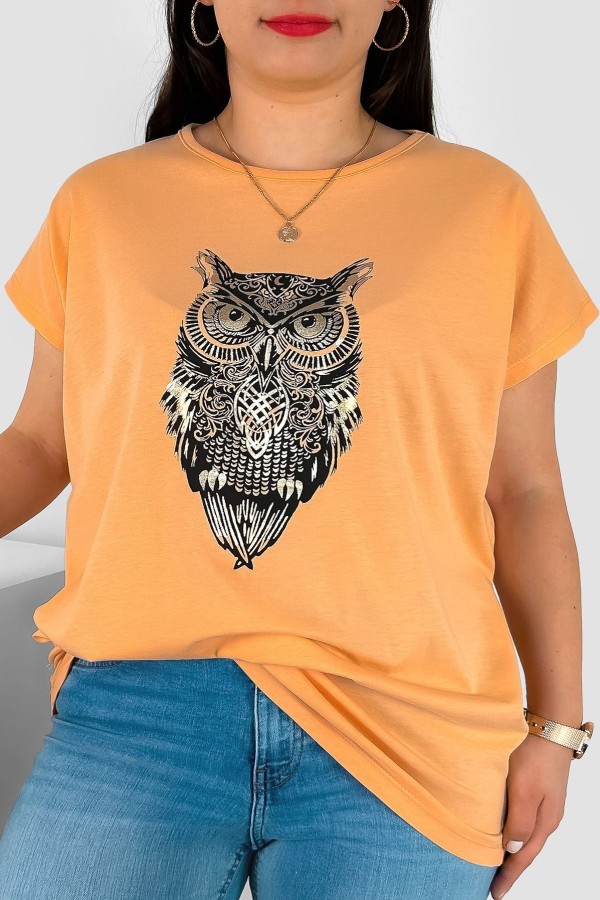 T-shirt damski plus size nietoperz w kolorze morelowym print sowa owl
