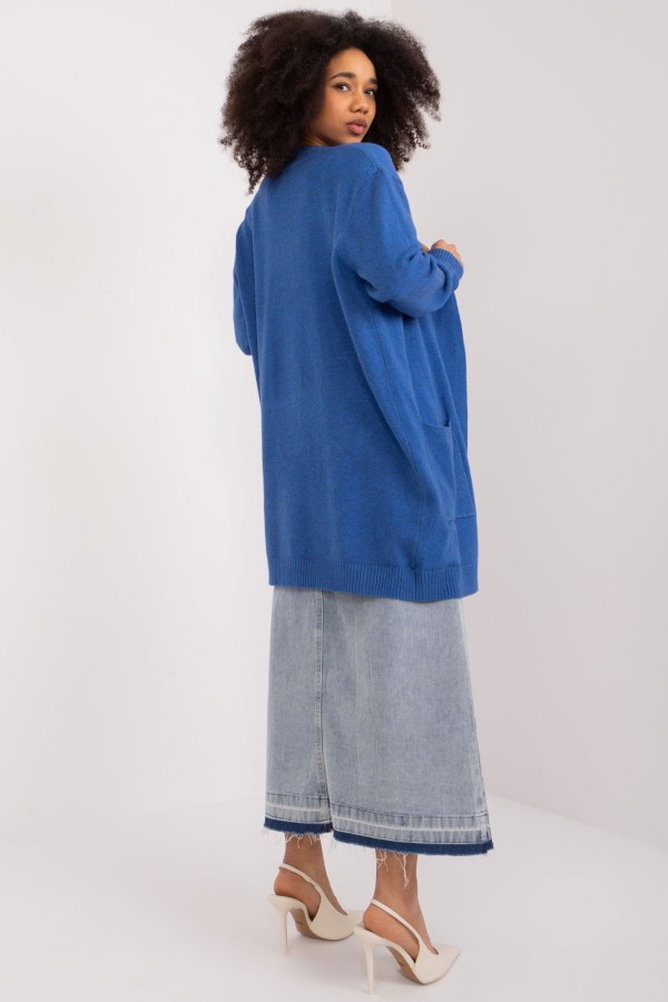 Sweter damski oversize w kolorze niebieskim narzutka milutki kardigan Adelina 2