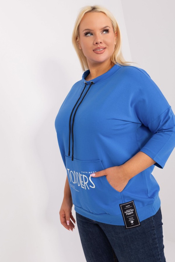 Lekka bluza plus size w kolorze niebieskim duża kieszeń Lydia 2