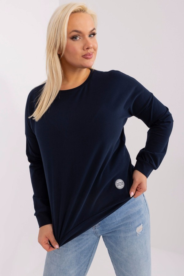 Lekka bluza damska plus size w kolorze granatowym naszywka Chelsie 3