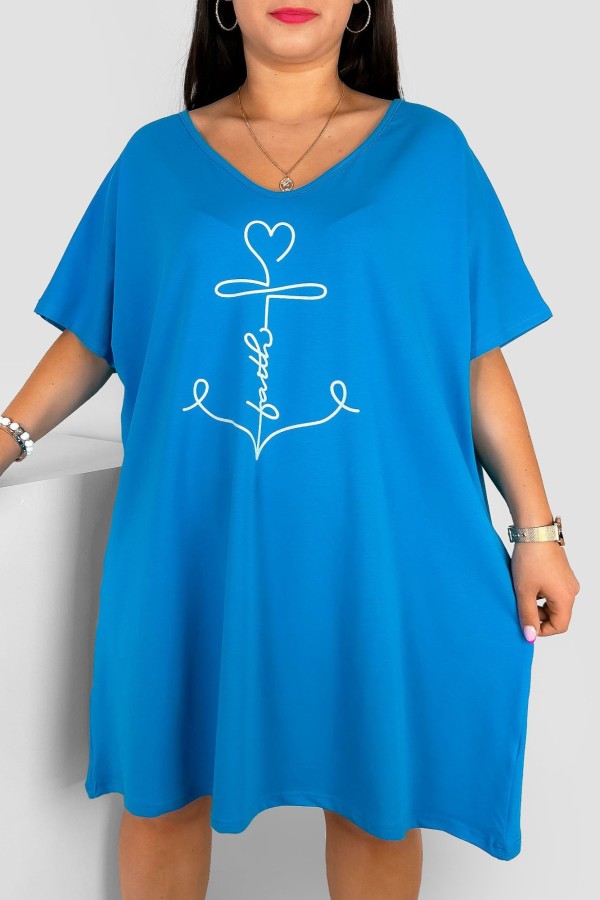 Bawełniana trapezowa sukienka plus size w kolorze niebieskim serduszko kotwica
