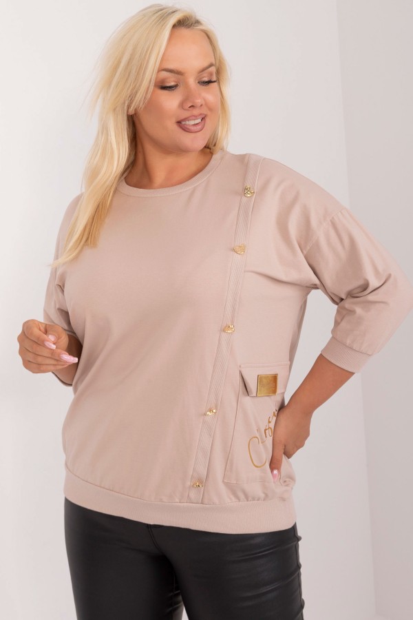 Bluza damska plus size w kolorze beżowym złote guziki w kształcie serduszek Sela 3