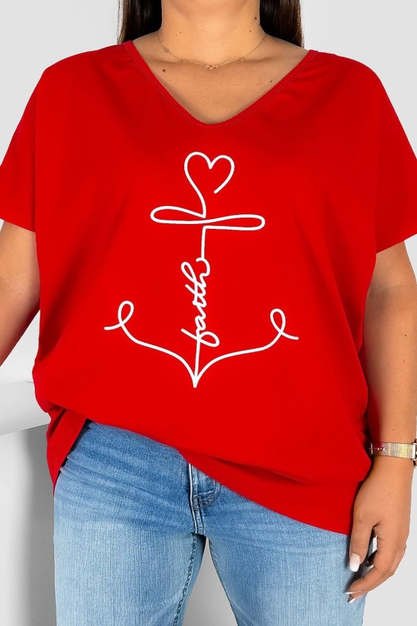 Bluzka damska T-shirt plus size w kolorze czerwonym nadruk kotwica faith