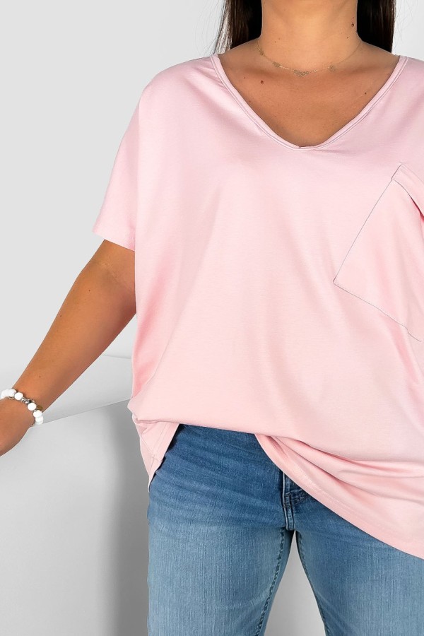 Bluzka damska T-shirt plus size w kolorze pudrowym kieszeń 1