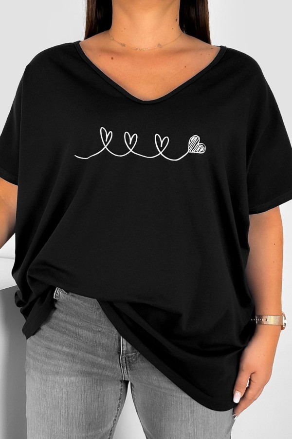 Bluzka damska T-shirt plus size w kolorze czarnym nadruk serduszka clouds 2