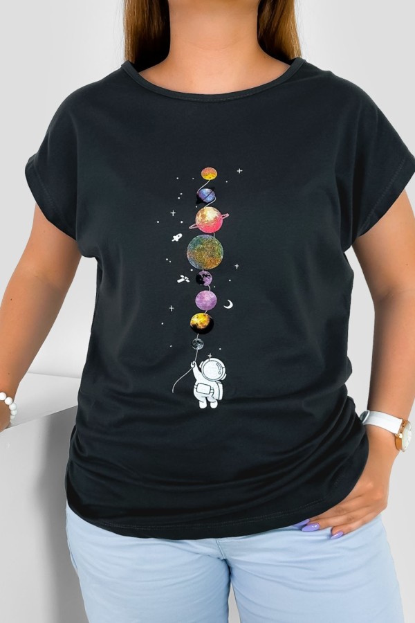 T-shirt damski w kolorze antracytowym nadruk planety astronauta kosmos 1