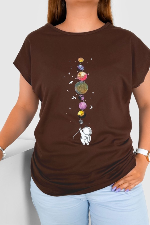 T-shirt damski w kolorze brązowym nadruk planety astronauta kosmos 1
