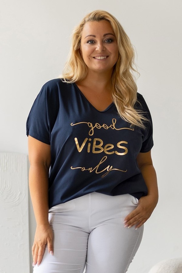 Bluzka damska T-shirt plus size w kolorze granatowym złoty napis Good vibes only 2