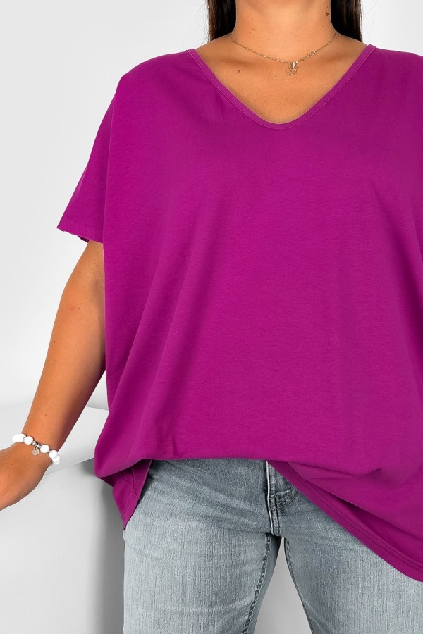 T-shirt damski plus size gładki w kolorze magenta dekolt w serek V-neck FOXI 1