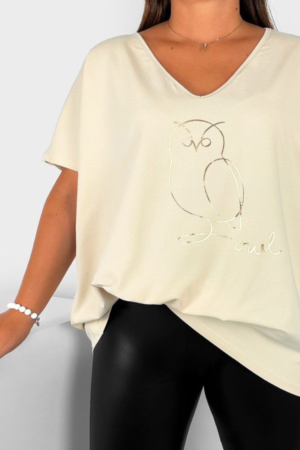 T-shirt damski plus size w kolorze jasnego beżu dekolt w serek V-neck złoty nadruk sowa owl LIZA 1