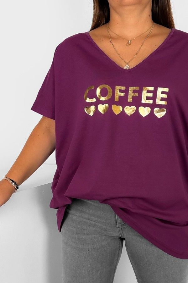 T-shirt damski plus size w kolorze burgundu złoty nadruk coffee serduszka DOMI 1