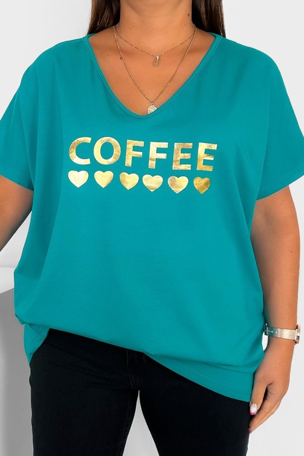 T-shirt damski plus size w kolorze morskim złoty nadruk coffee serduszka DOMI