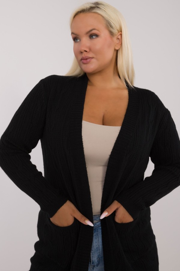 Sweter plus size kardigan narzutka w kolorze czarnym Ivanka 1